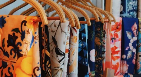 Tips Lengkap Buat Pemula Memulai Bisnis Hijab