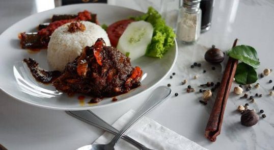Makanan Tradisional Indonesia Terkenal, Wajib Coba!