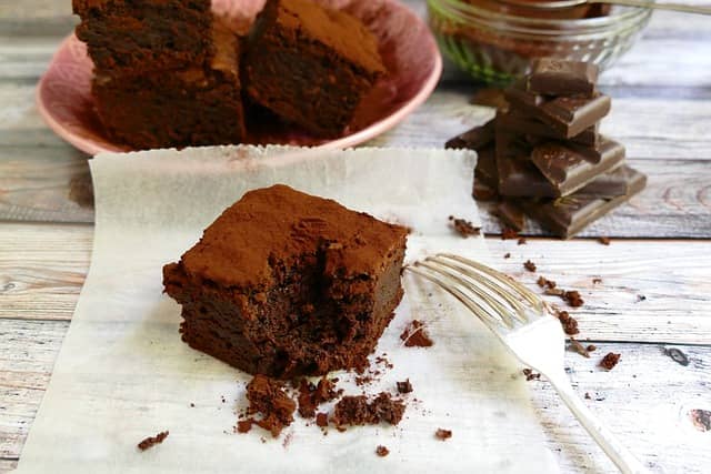 4 Resep Brownies Kukus Super Lembut dan Moist